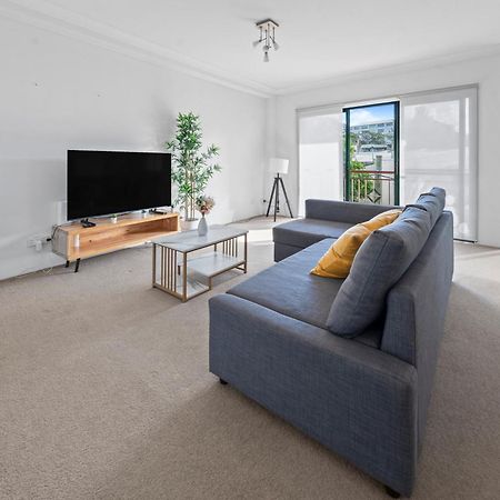 Cozy 2 Bedroom Apartment Surry Hills Сидни Екстериор снимка