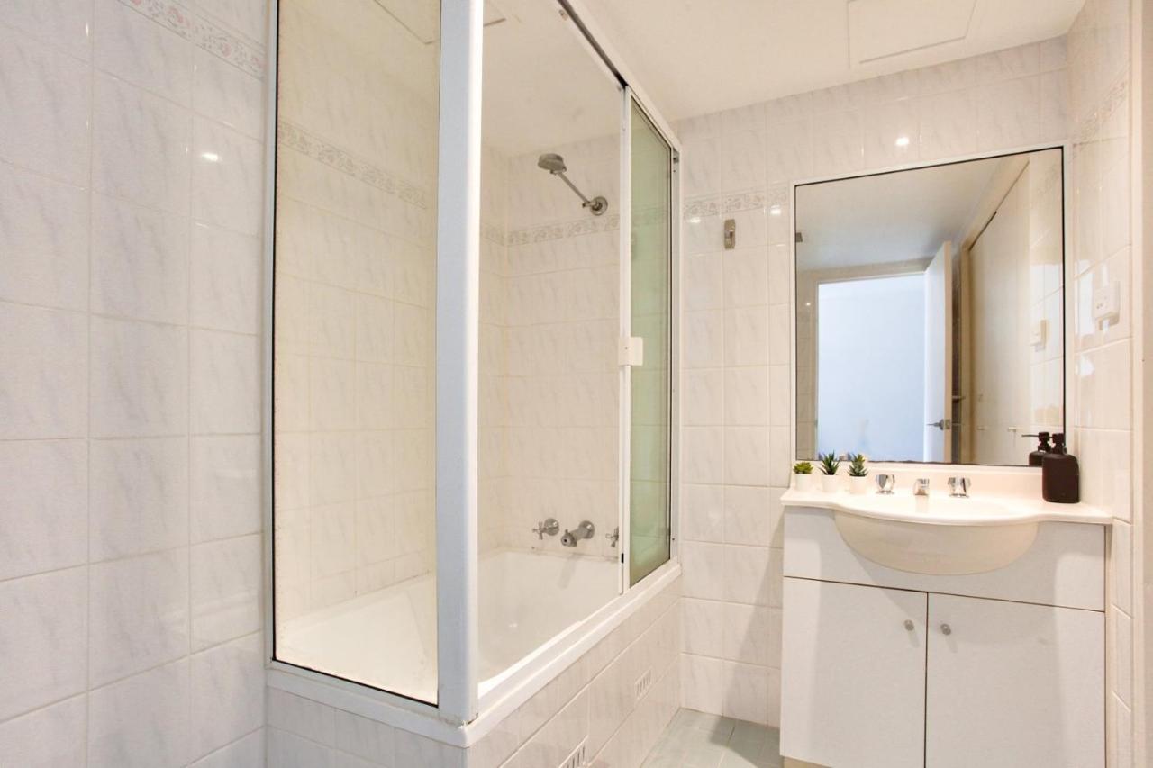 Cozy 2 Bedroom Apartment Surry Hills Сидни Екстериор снимка