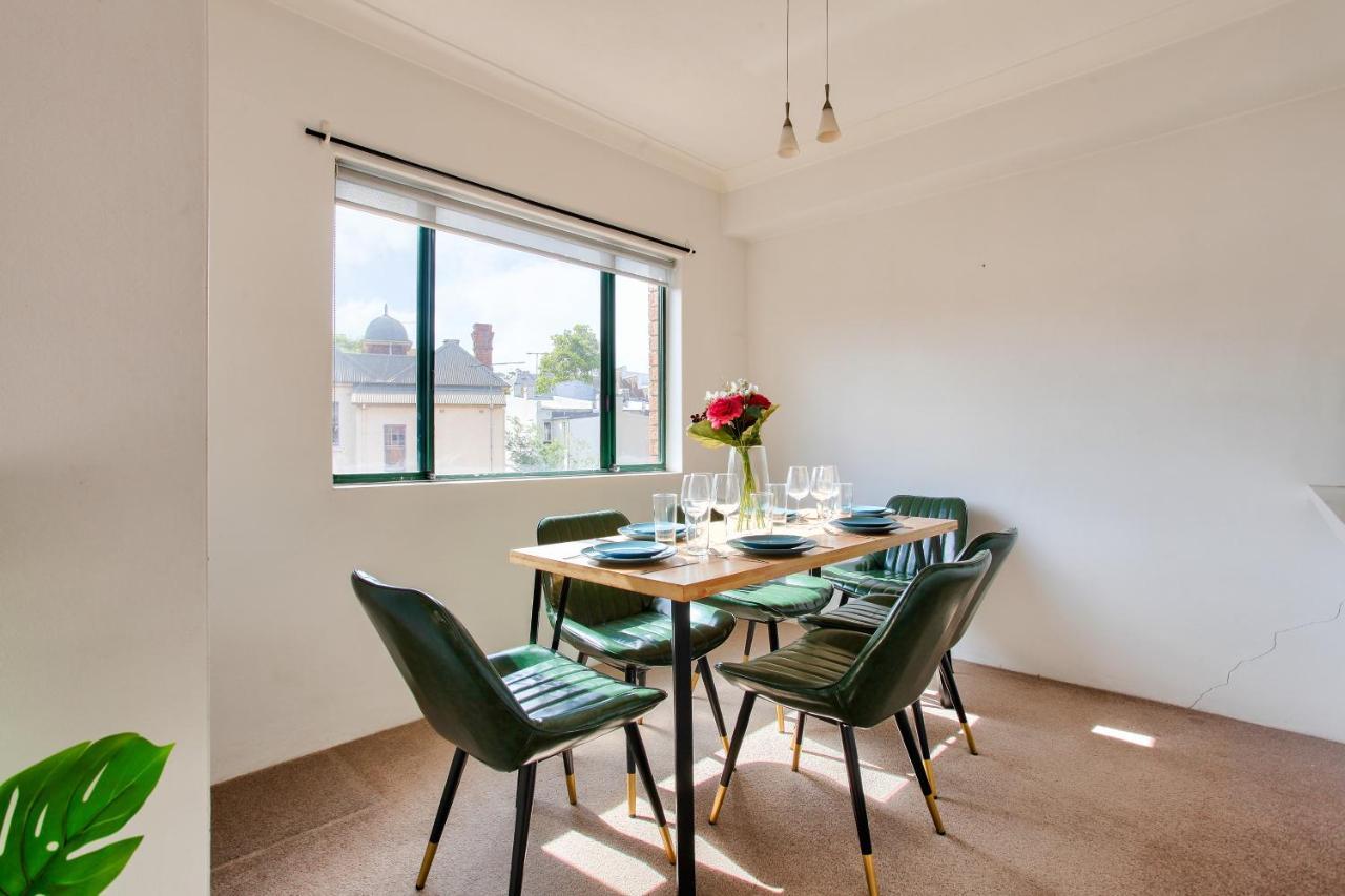 Cozy 2 Bedroom Apartment Surry Hills Сидни Екстериор снимка