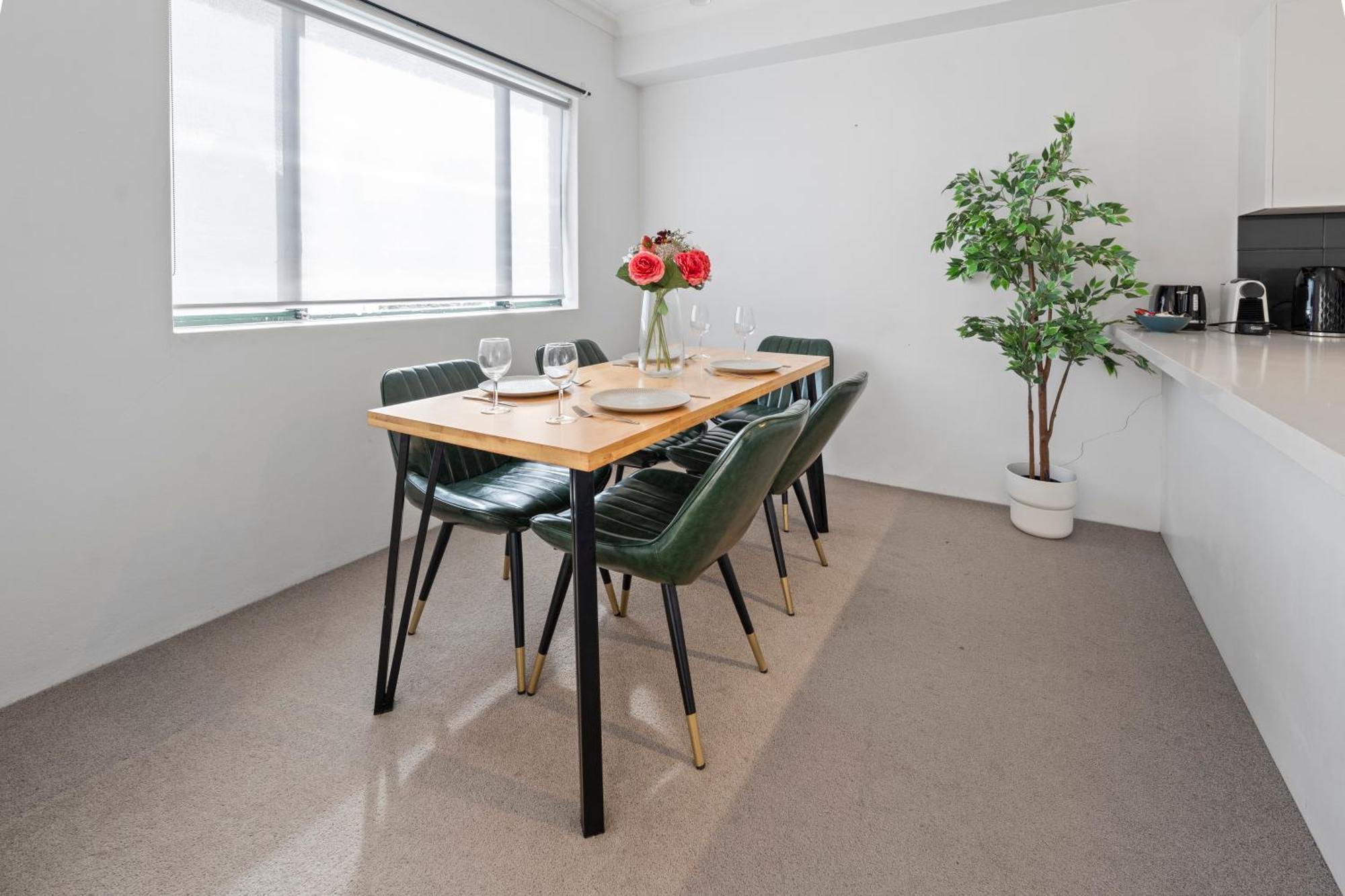 Cozy 2 Bedroom Apartment Surry Hills Сидни Екстериор снимка