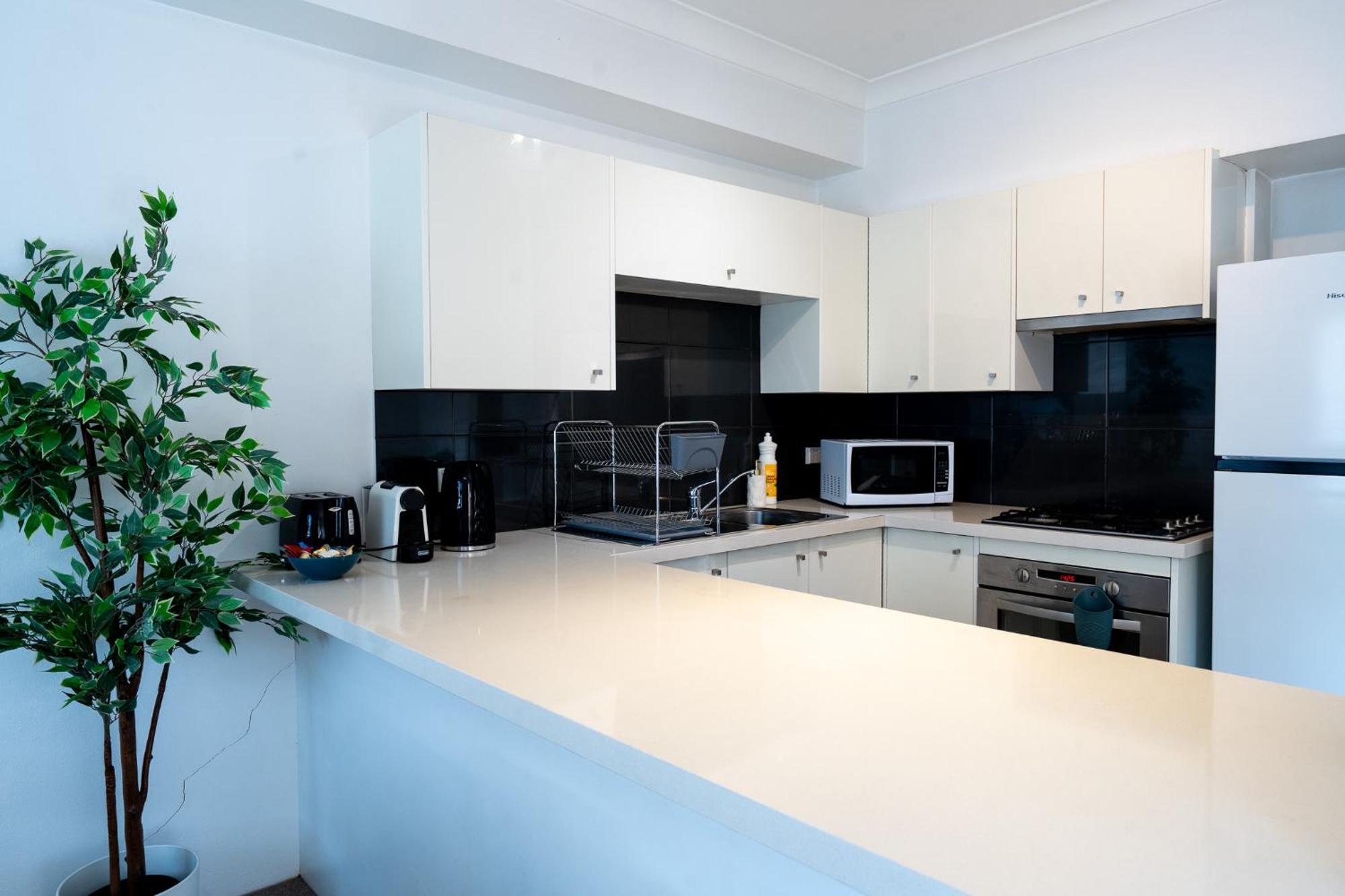 Cozy 2 Bedroom Apartment Surry Hills Сидни Екстериор снимка